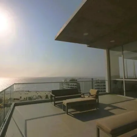 Encantador Con Salida Directa Al Mar Apartamento *